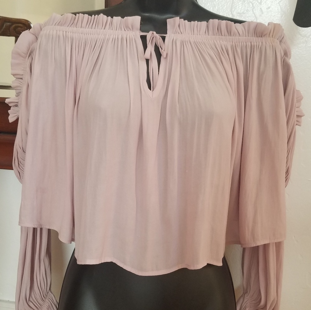 Womens Off the Shoulder Sleeved Top